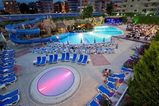 Timo Resort Hotel Konaklı Exteriér fotografie